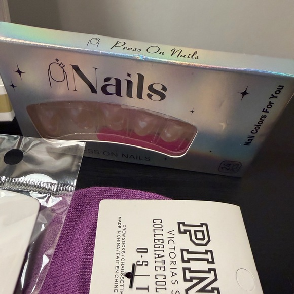 Mystery Valentines bundle of 7 - Picture 7 of 11